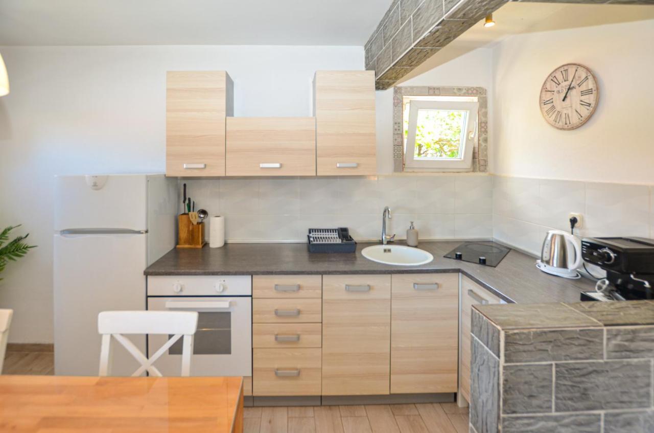 Apartments Iris Rovinj Eksteriør billede
